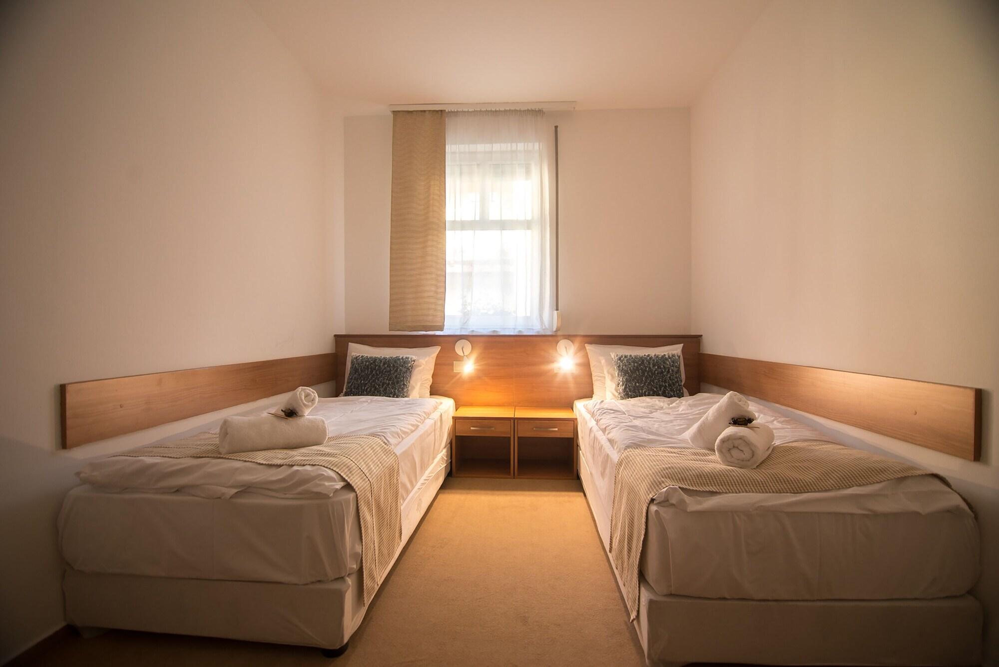 Hotel Civitas Шопрон Екстер'єр фото