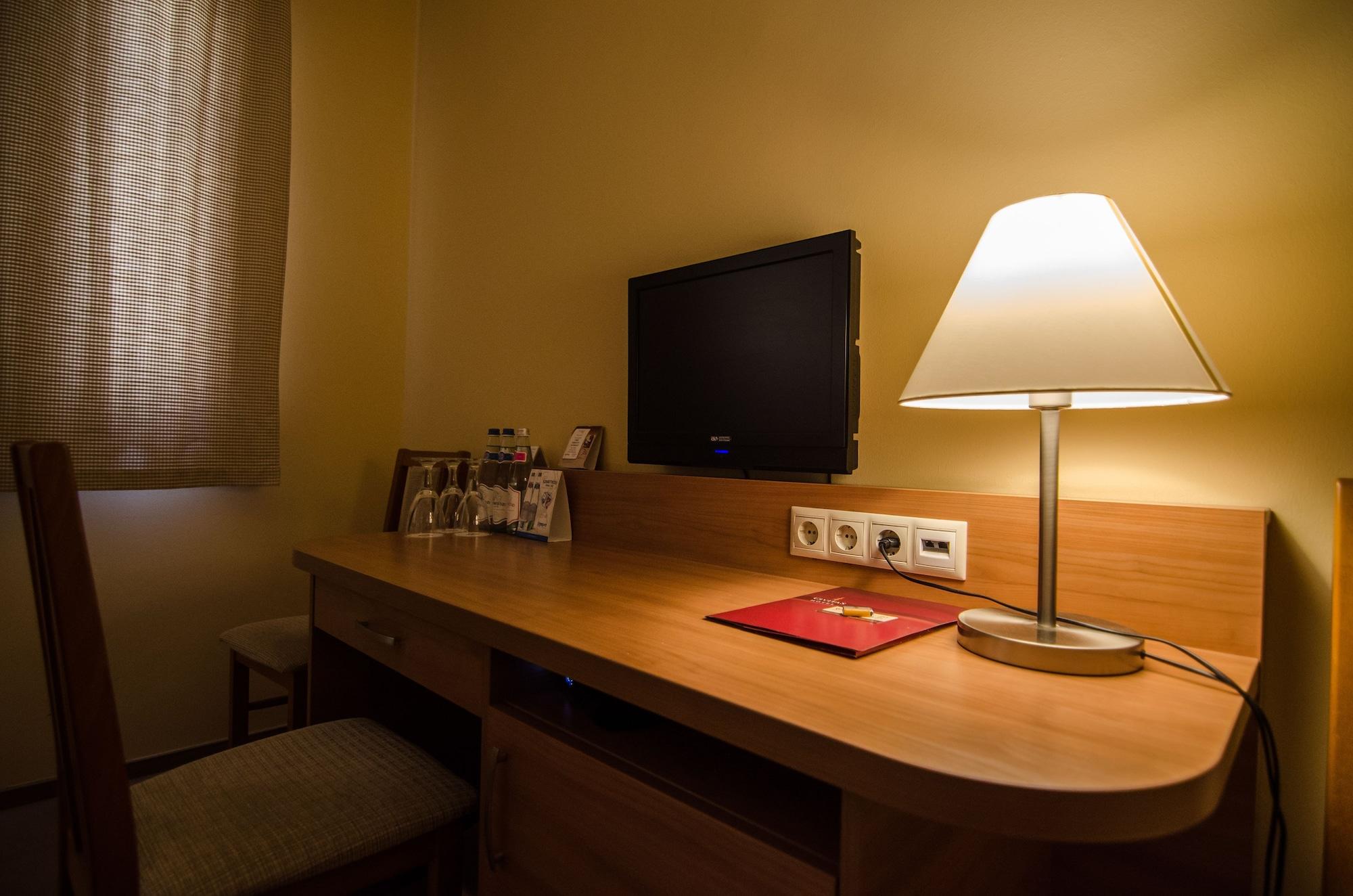 Hotel Civitas Шопрон Екстер'єр фото