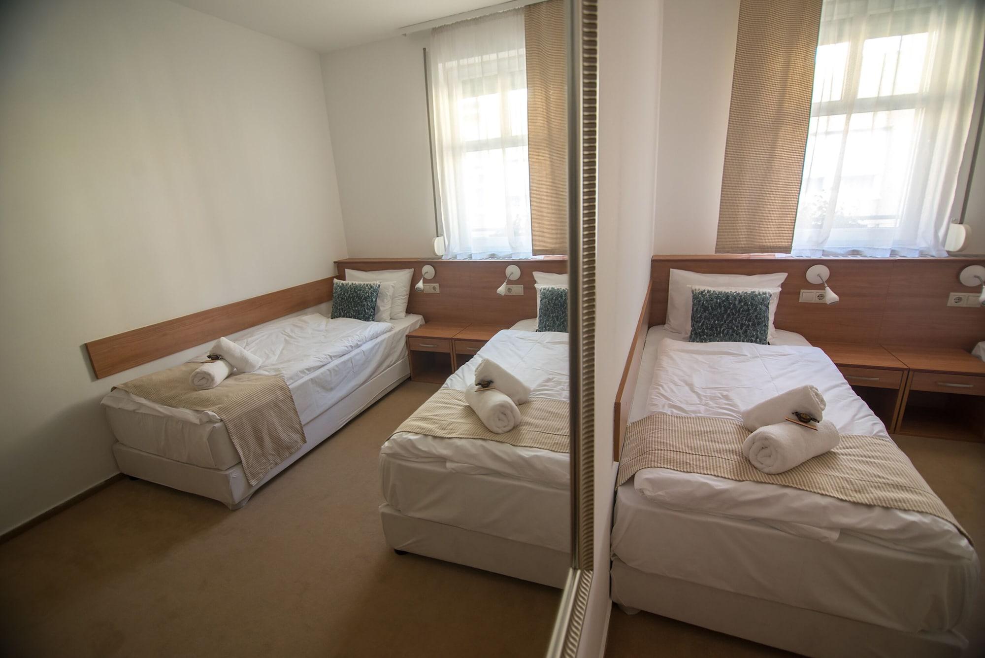Hotel Civitas Шопрон Екстер'єр фото